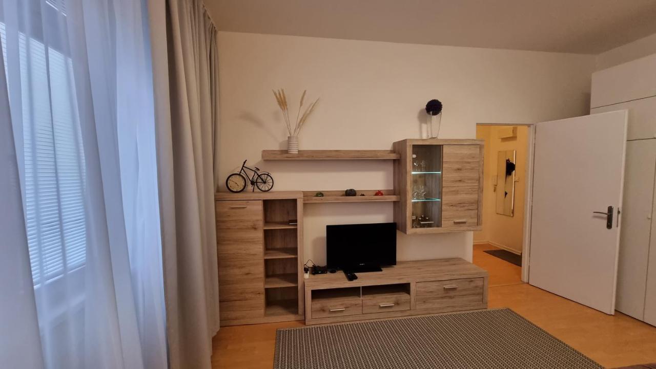 Apartmán Londynska 83 *